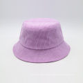 Chapeau de seau en velours en velours violet